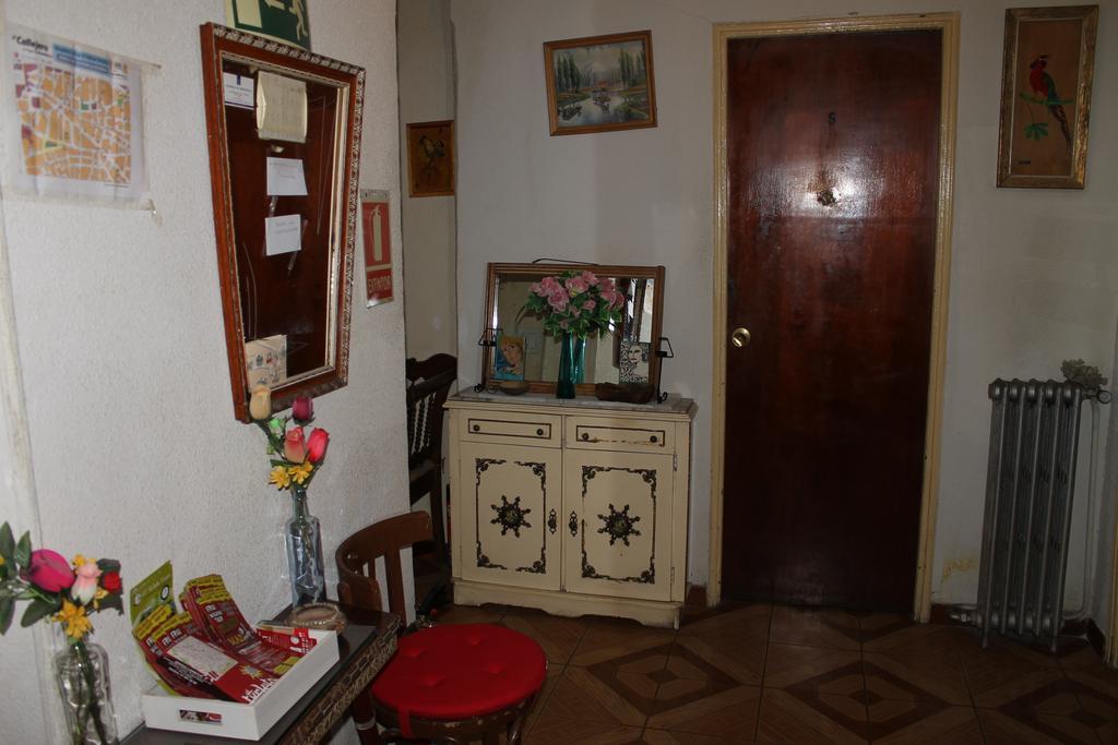 Hostal Xucar Μαδρίτη Εξωτερικό φωτογραφία