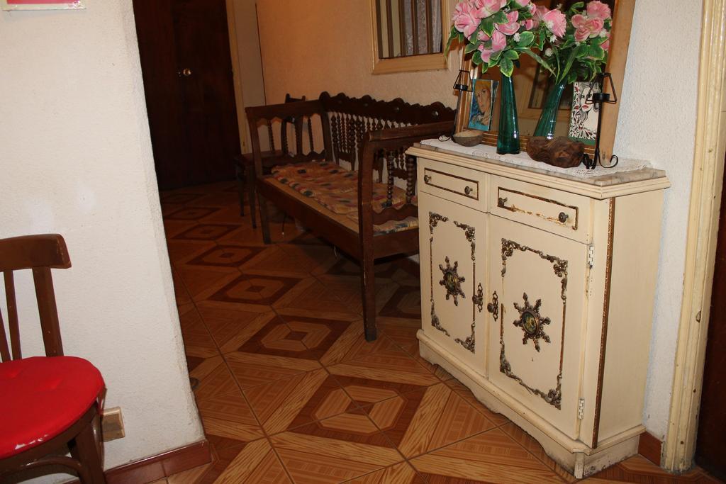 Hostal Xucar Μαδρίτη Εξωτερικό φωτογραφία